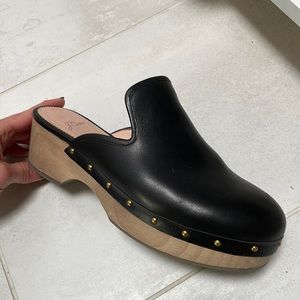 J. Crew black leather clogs